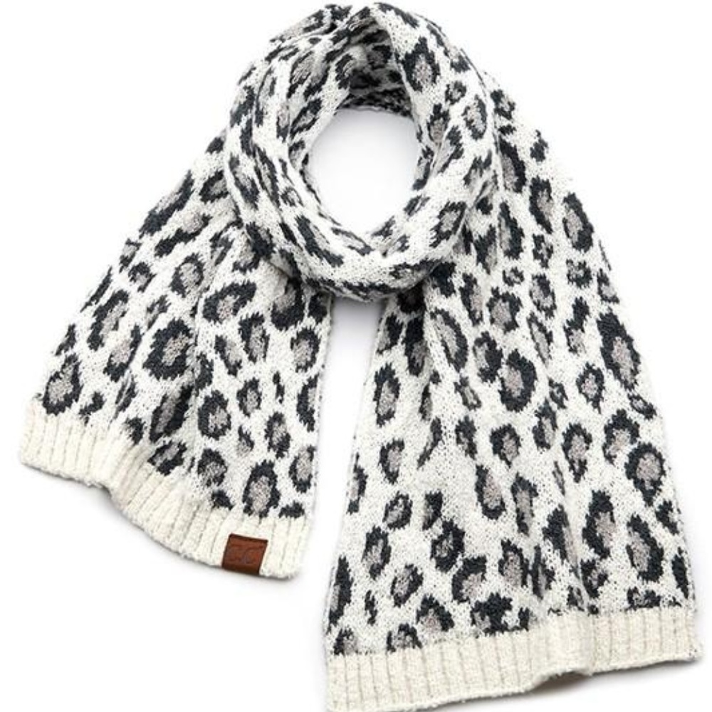 Ivory C.C Leopard Knit Scarf